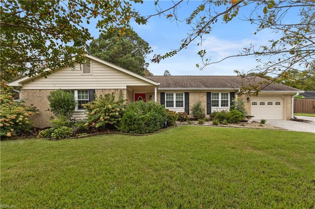 Property Photo:  208 Tice Ct  VA 23462 