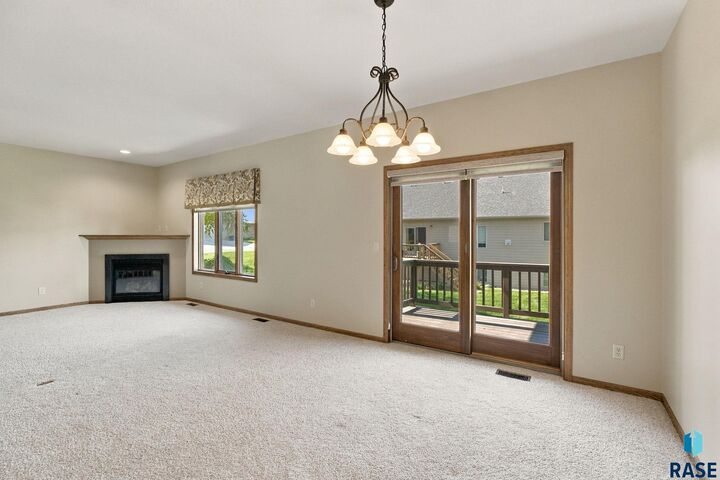 Property Photo: 3205 S Lupine Pl SD 57110