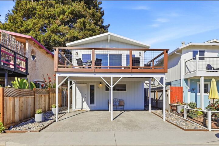 Property Photo:  113 Bennett Road  CA 95003 