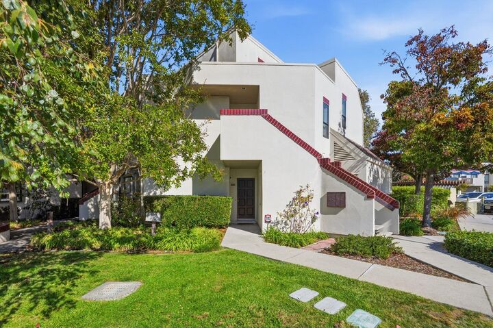 Property Photo:  133 Shorebird Circle  CA 94065 
