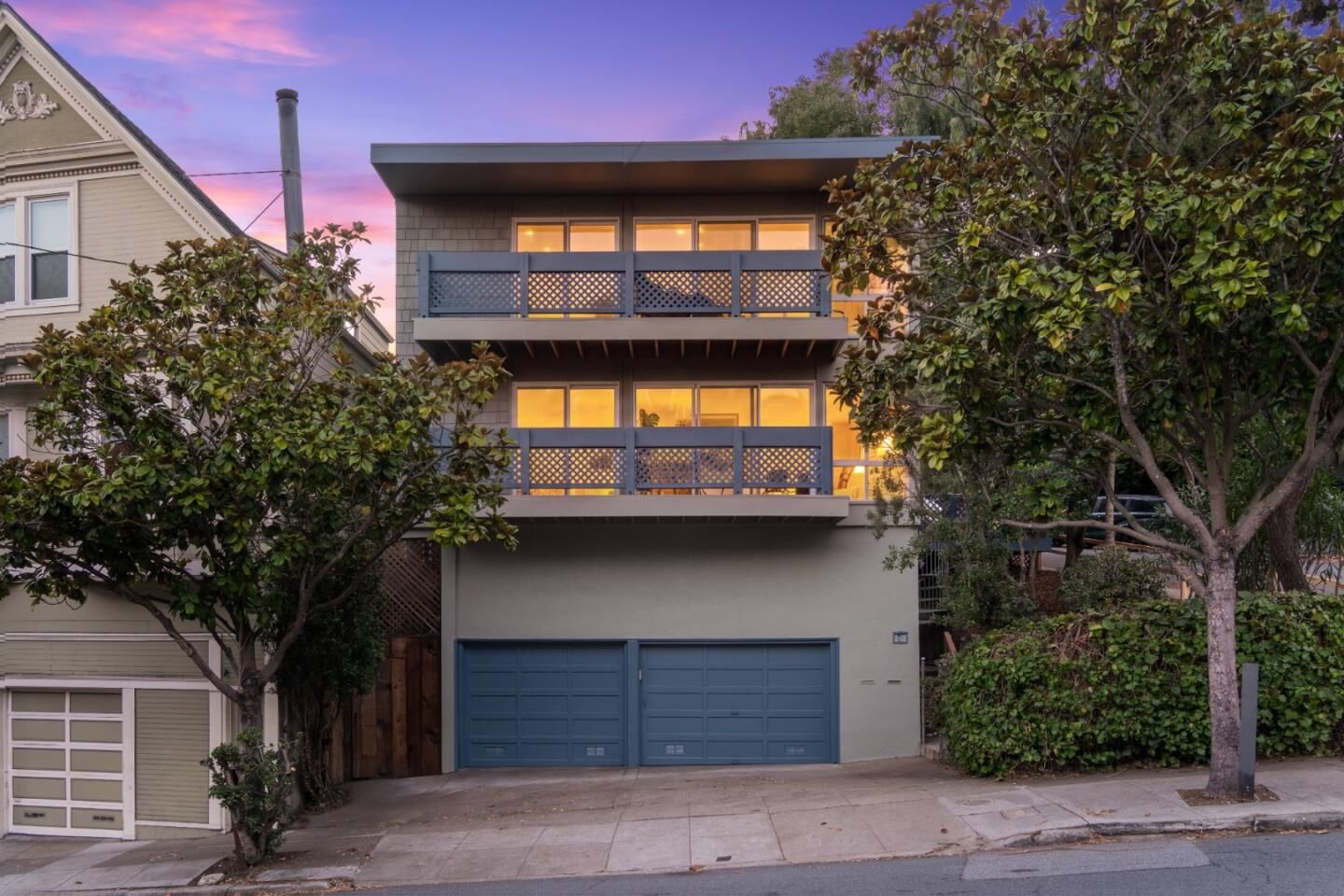 Property Photo:  2700-2702 Diamond Street  CA 94131 