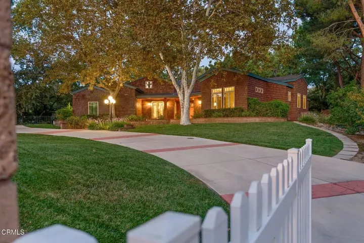 Property Photo:  402 S Montgomery Street  CA 93023 