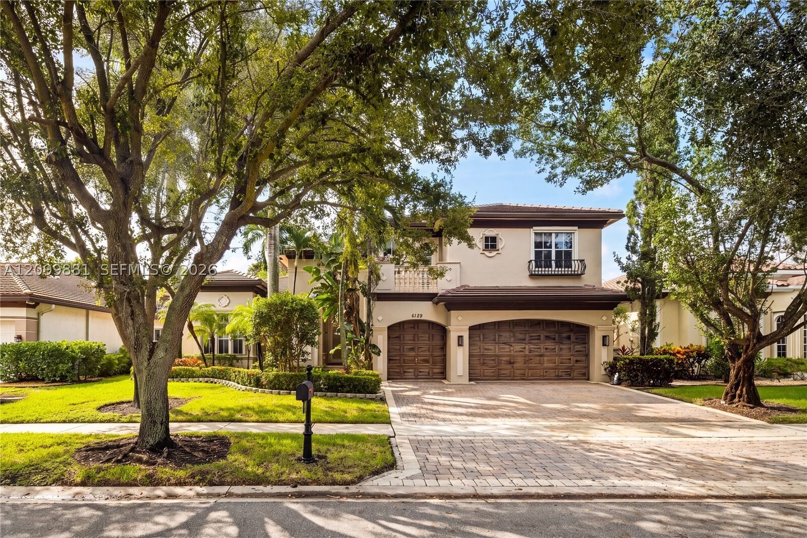 Property Photo: 6159 Via Venetia S FL 33484