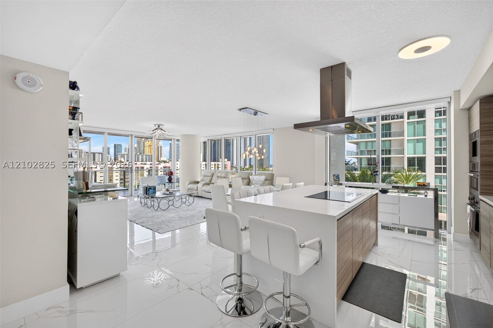 Property Photo:  330 Sunny Isles Blvd 5-807  FL 33160 