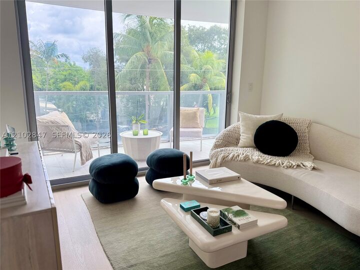 Property Photo:  13800 Highland Dr 307  FL 33181 