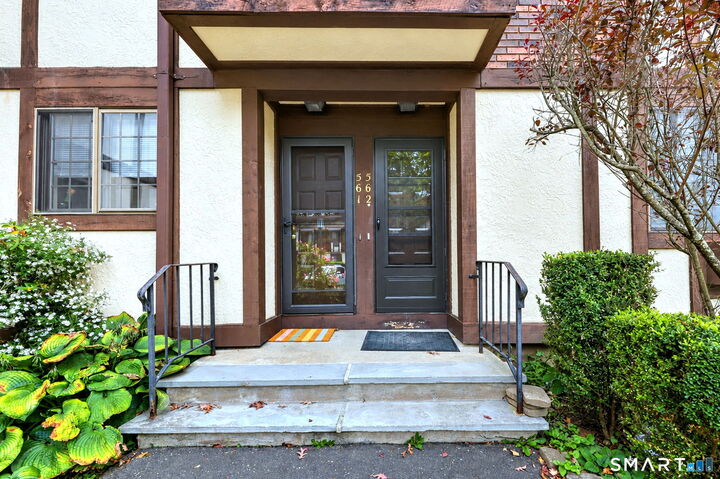 Property Photo:  562 Swanson Crescent 562  CT 06461 