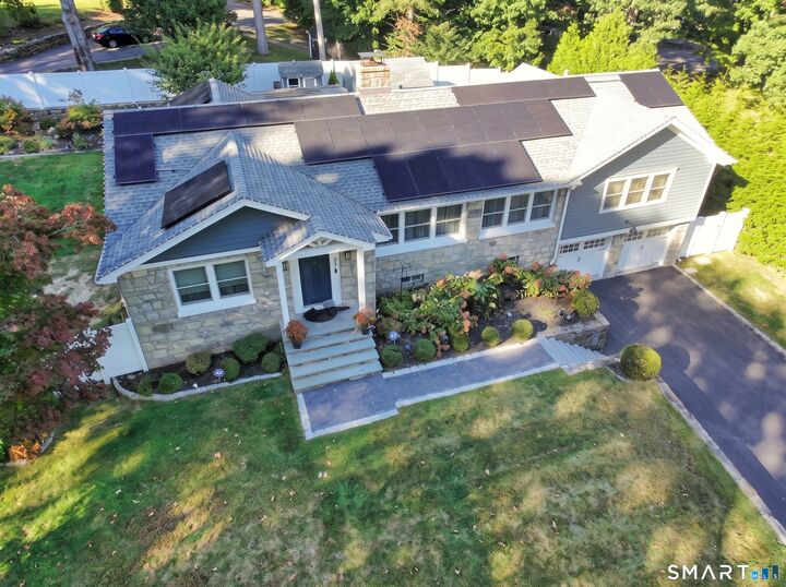 Property Photo: 33 Rocky Ridge Drive CT 06611
