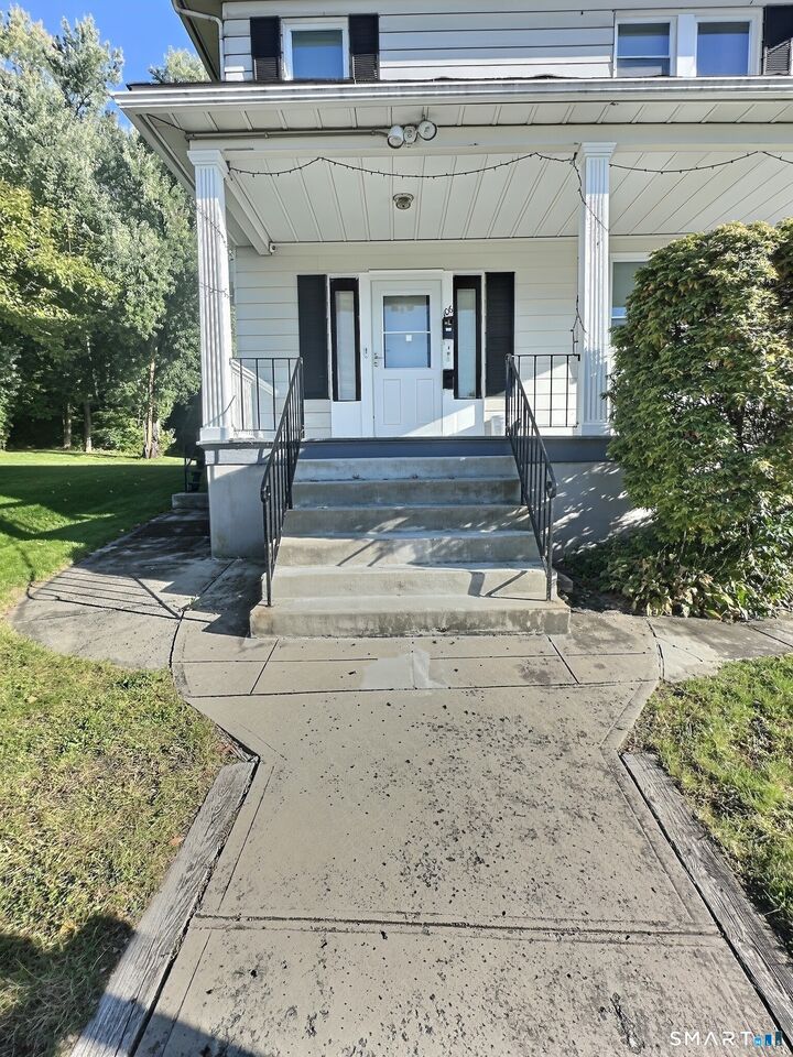 Property Photo:  106 Myrtle Avenue 1  CT 06401 