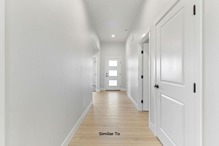 Property Photo:  1429 N High Desert Dr  WA 99006 