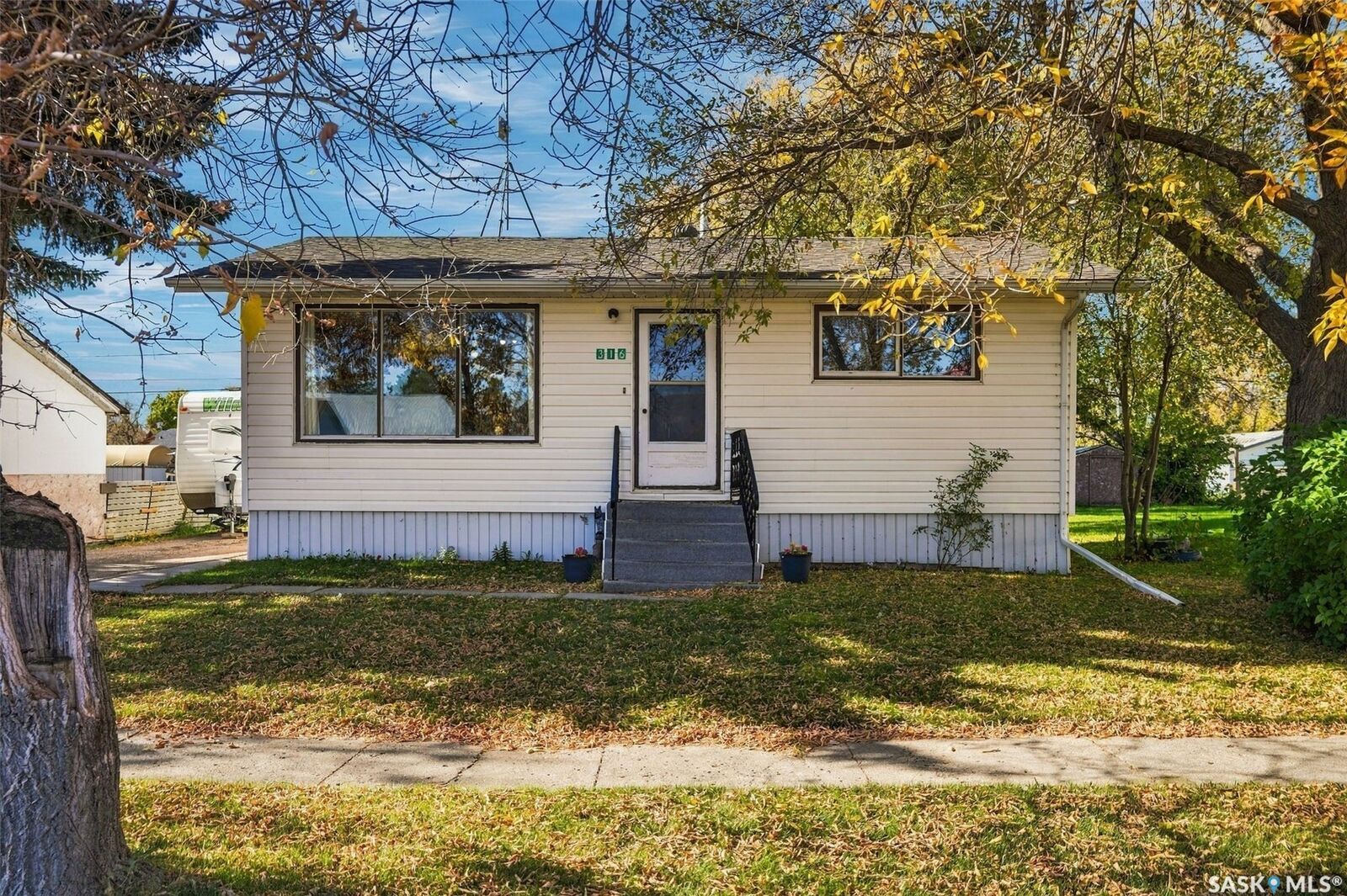 Property Photo:  316 Aberdeen Street  SK S0G 0Y0 