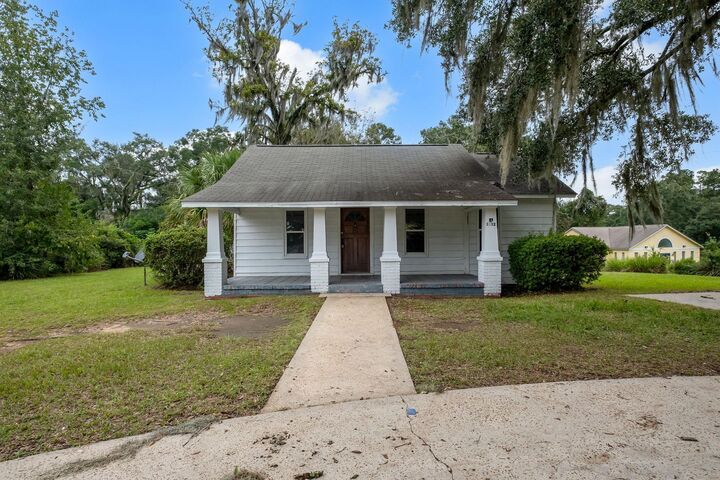 Property Photo:  1012 E Paul Russell Road  FL 32301 