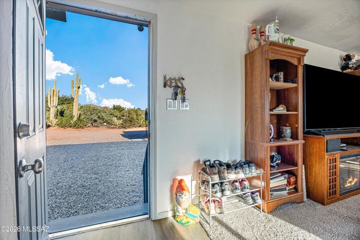 Property Photo:  11601 W Ina Road  AZ 85743 