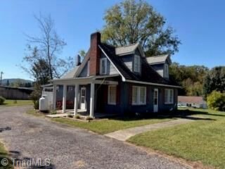 Property Photo: 3880 Germantown Road NC 28654