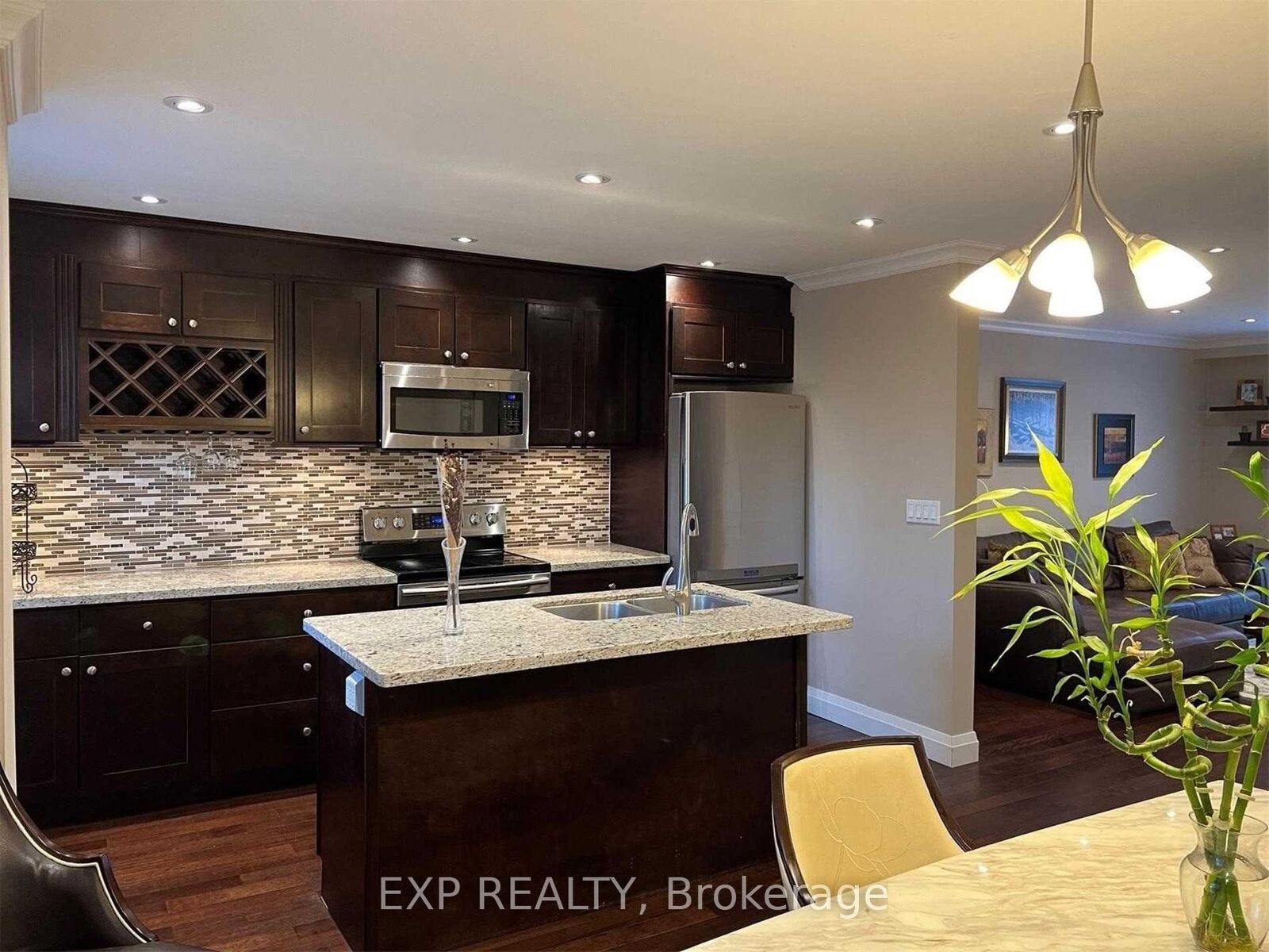 Property Photo:  1776 John Street 56  ON L3T 1Y9 