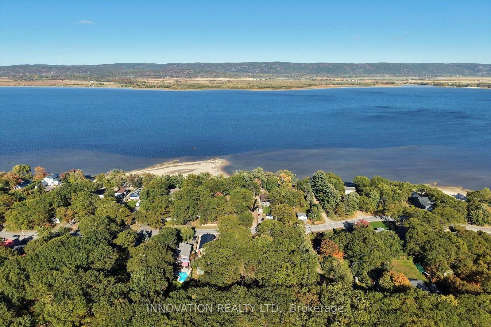 Property Photo:  628 Bayview Drive  ON K0A 3M0 