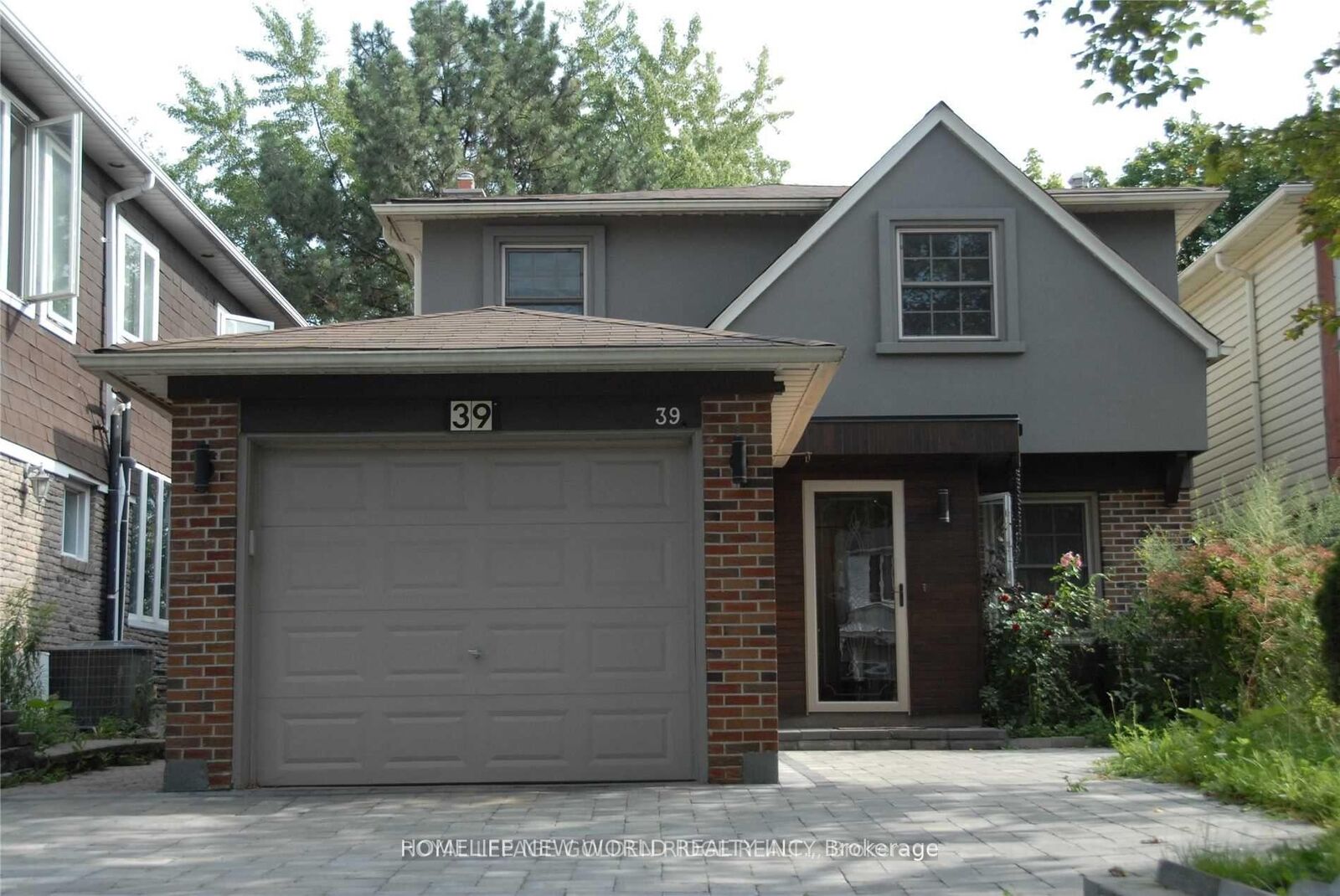 Property Photo:  39 Aberfeldy Crescent Bsmt  ON L3T 4C1 