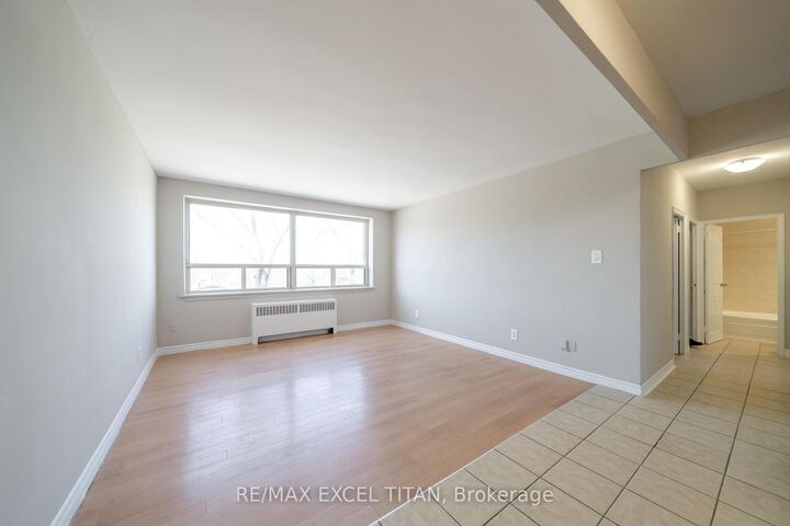Property Photo:  468 Ottawa Street 303A  ON L8H 4A6 