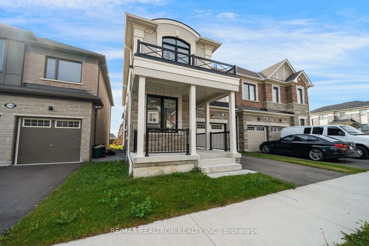 Property Photo:  1570 Scarlett Trail  ON L1Z 0N9 