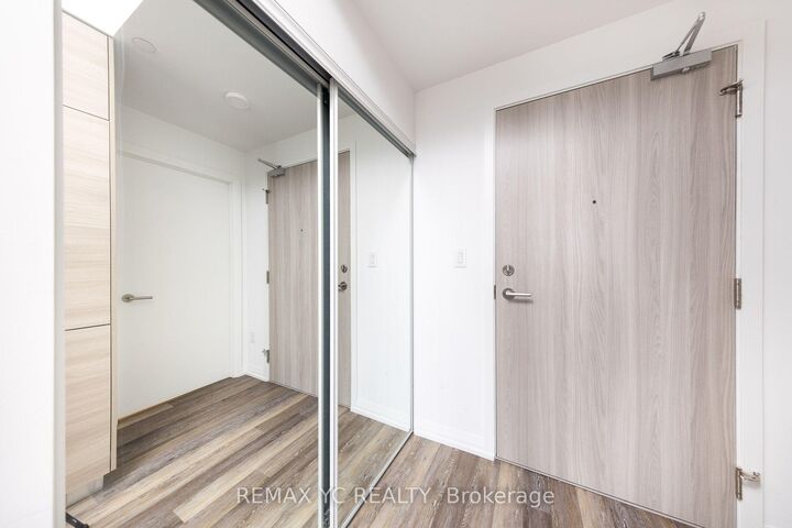 Property Photo:  75 Canterbury Place 2110  ON M2N 0L2 