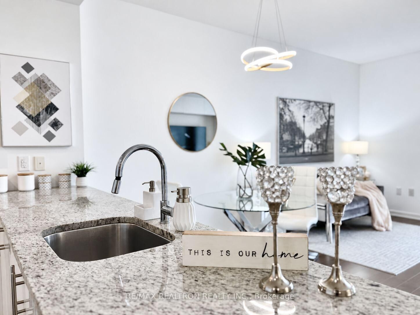 Property Photo:  70 Forest Manor Road 317  ON M2J 0A9 