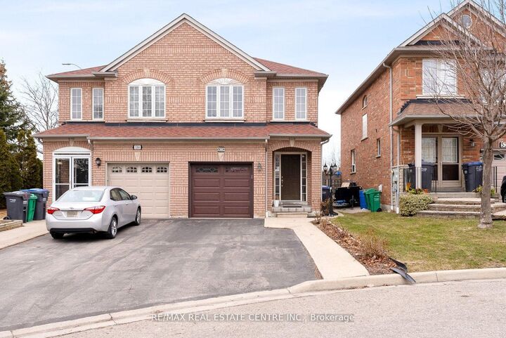 Property Photo:  5382 Longhouse Crescent Upper  ON L5R 4A5 
