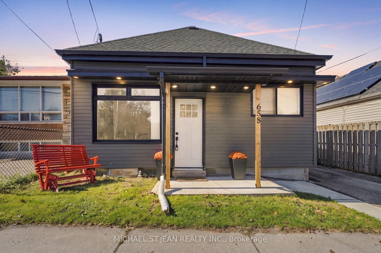 Photo de la propriété:  658 Upper Wellington Street  ON L9A 3R1 