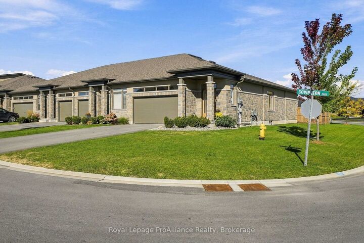 Property Photo:  18 Covington Crescent  ON K8N 0L1 