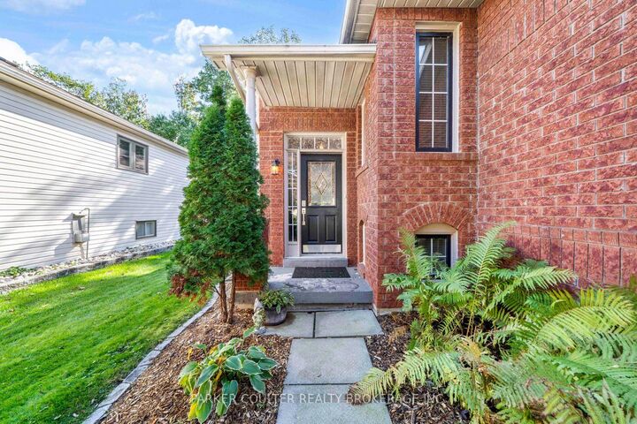 Property Photo:  178 Dyer Drive  ON L9Z 1L9 