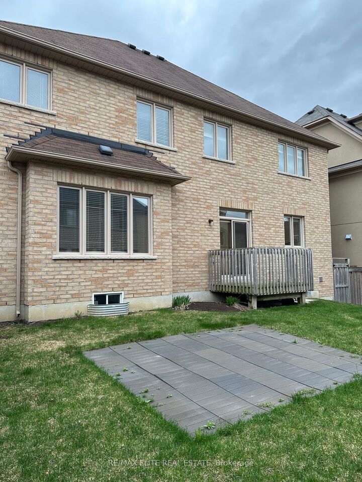 Property Photo:  959 Ernest Cousins Circle  ON L3X 0B7 