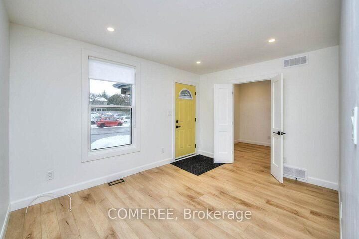 Property Photo:  2 Esson Street  ON N2M 2T9 