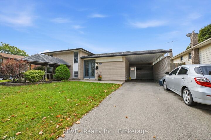 Property Photo: 7218 Maywood Street ON L2E 5P5
