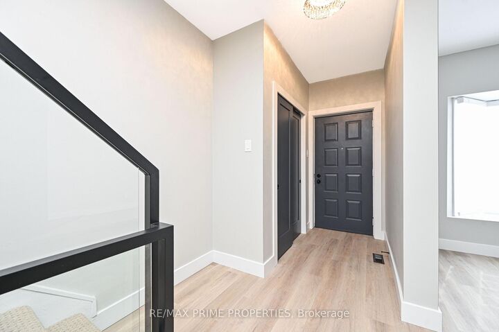 Property Photo:  115 Havelock Street  ON K1S 0A5 