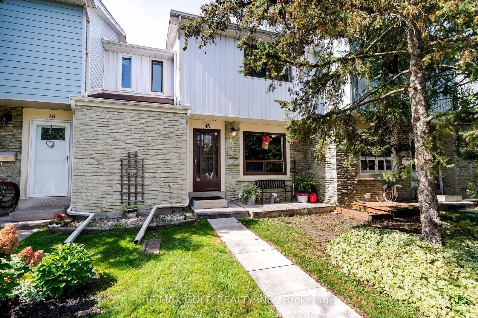 Property Photo:  6540 Falconer Drive 45  ON L5N 1M1 
