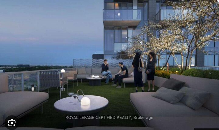 Property Photo:  1415 Dundas Street 304  ON L6H 8A3 