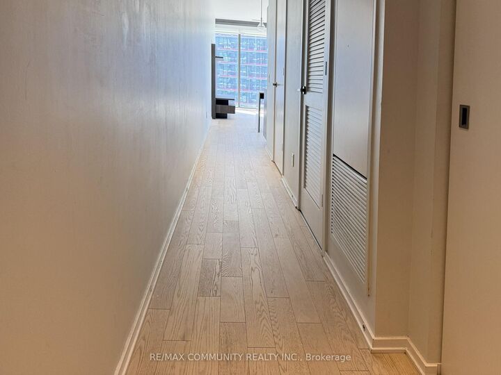 Property Photo:  16 Bonnycastle Street 2102  ON M5A 0C9 