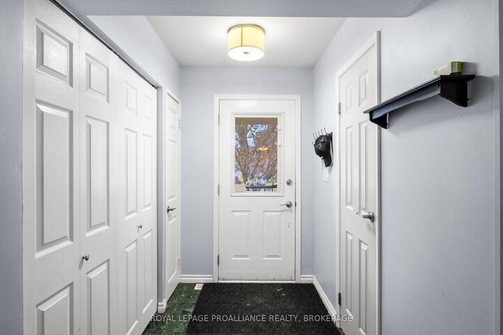 Property Photo:  392 Davis Drive  ON K7M 8L9 