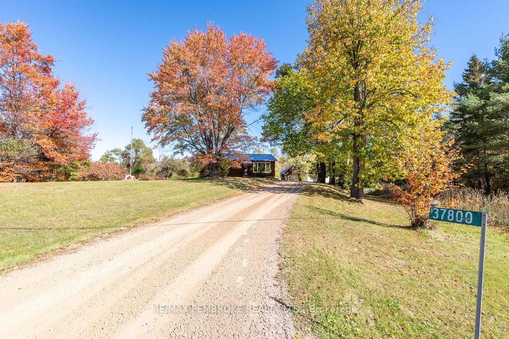 Property Photo:  37800 41 Highway  ON K8A 6W4 