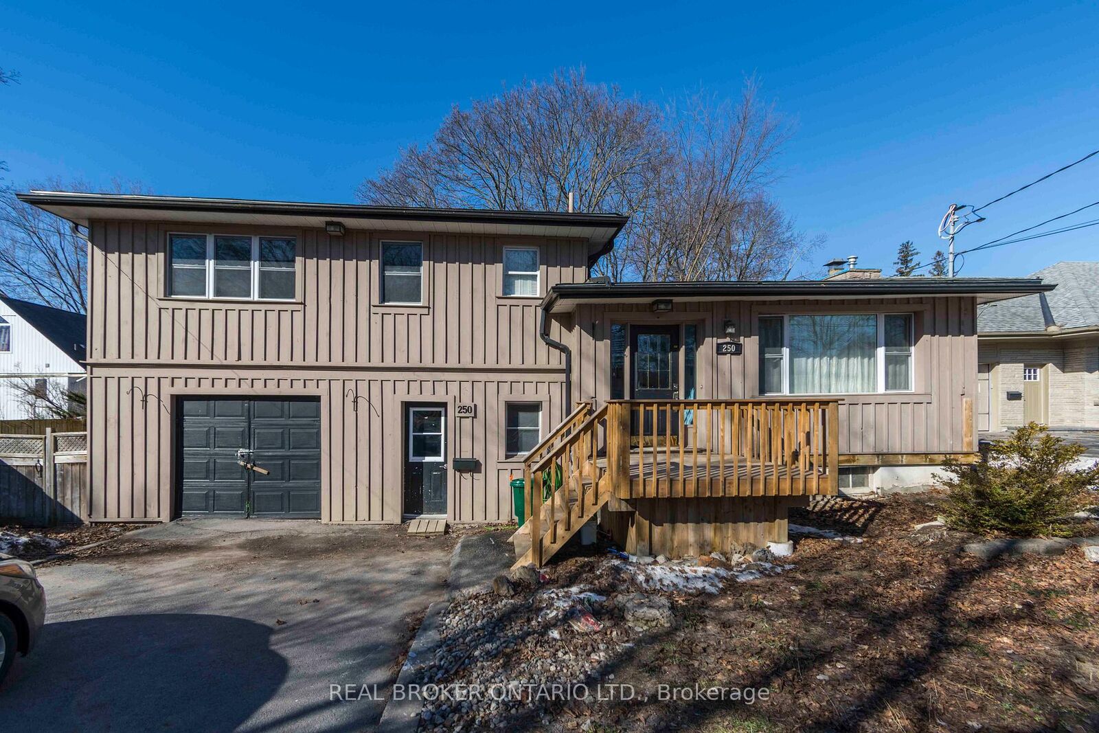 Property Photo:  250 Macdonald Avenue  ON K8N 3Y9 