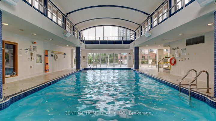 Property Photo:  