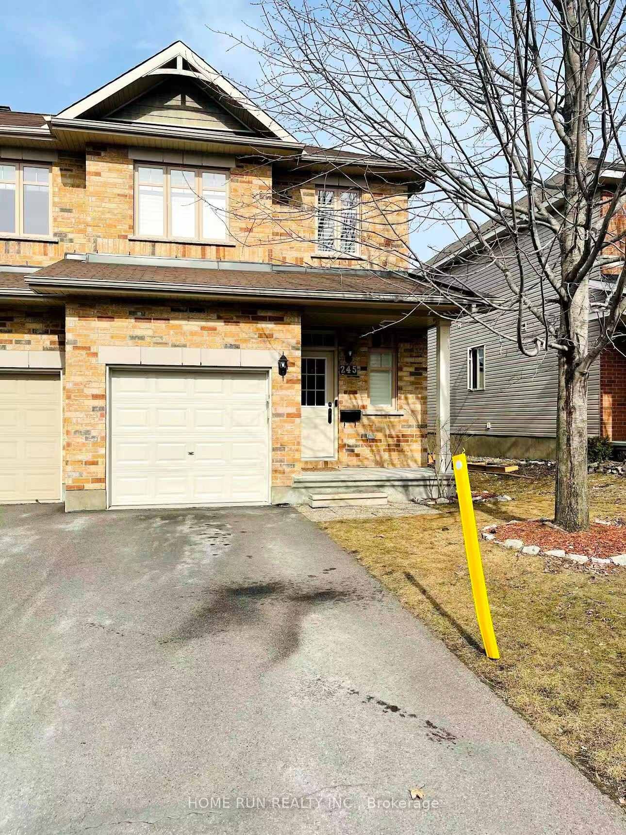 Property Photo:  245 Badgeley Circle  ON K2T 0B8 