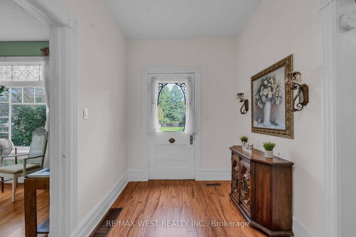 Photo de la propriété:  26 Centre Street  ON N0C 1H0 