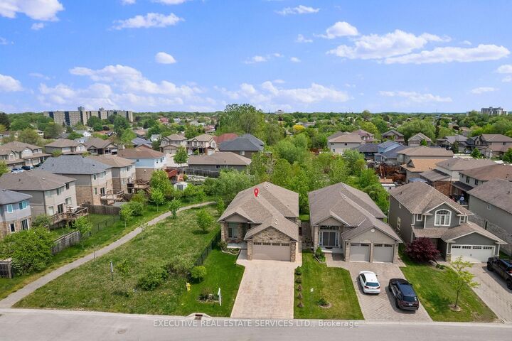 Property Photo:  2884 Devon Road  ON N6E 0A4 