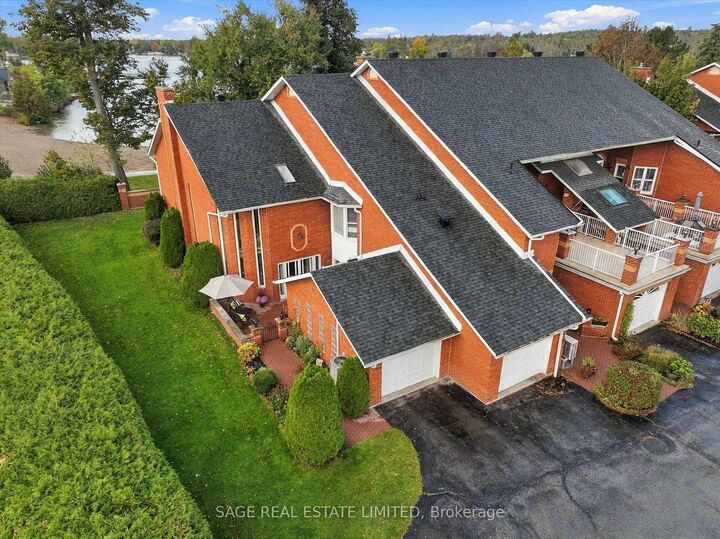 Property Photo:  1 Sherwood Street 401  ON K0M 1A0 