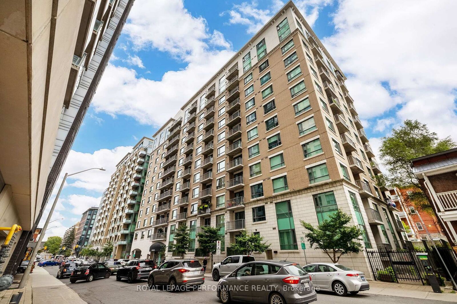 Property Photo: 200 Besserer Street 604 ON K1N 0A7