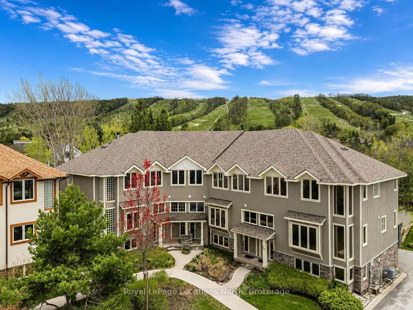 Property Photo: 224 Blueski George Crescent 16 ON L9Y 0V6