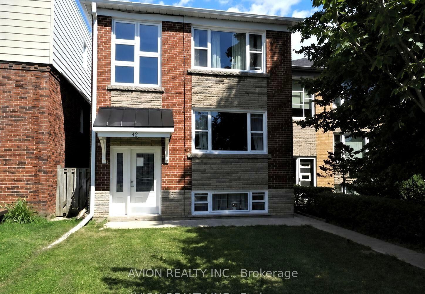 Property Photo:  42 Emerald Crescent 1  ON M8V 2B6 