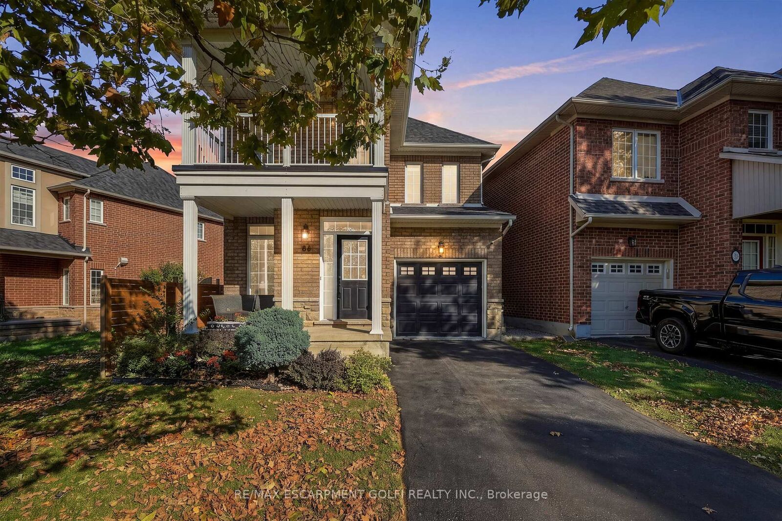 Photo de la propriété:  86 Springstead Avenue  ON L8E 6E9 