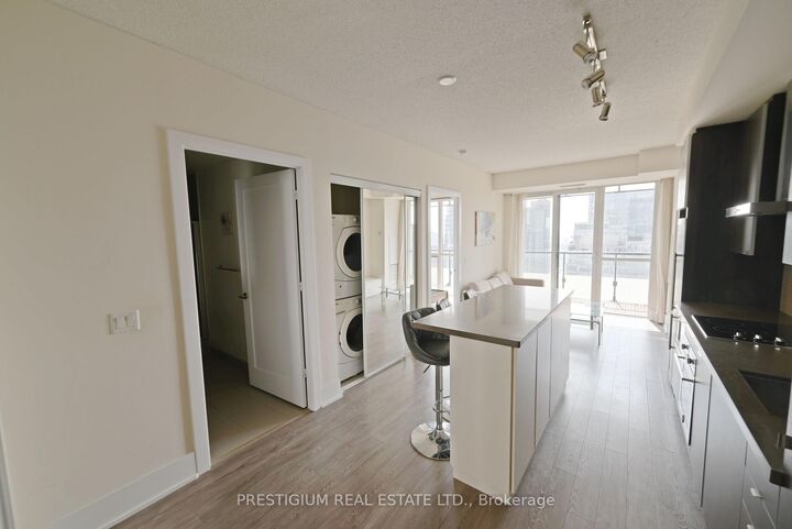 Property Photo:  300 Front Street W 2601  ON M5V 0E9 