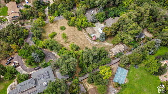 Property Photo:  6275 S Oles Ln  UT 84121 