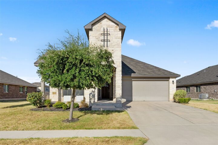 Property Photo: 912 Canvasback Creek Drive TX 78641